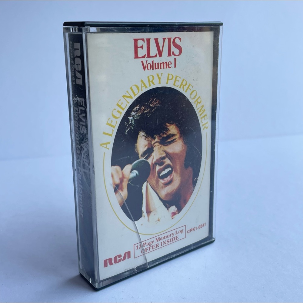 Elvis Cassette A Legendary Performer Volume 1